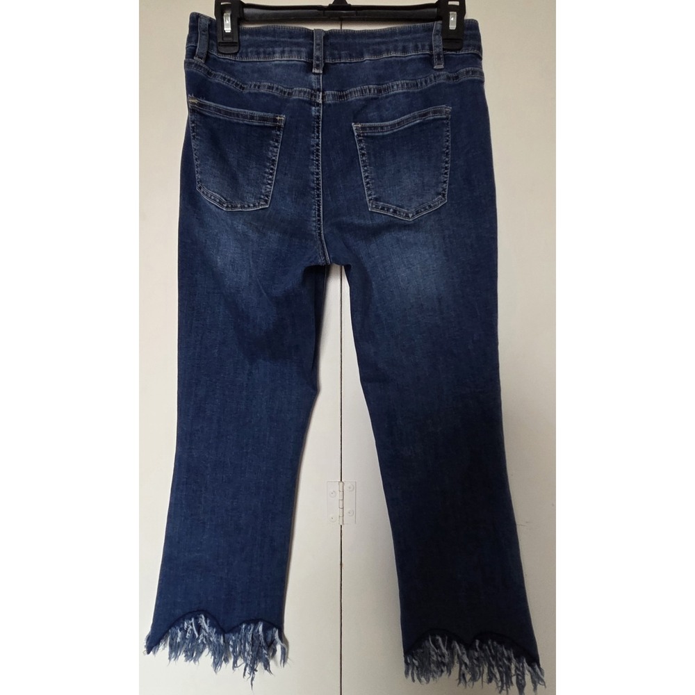 CHARLIE B Womans Jeans Bootcut Stle With Unique Fringe Hem ~ EUC ~ - Picture 3 of 4